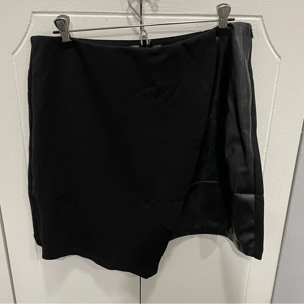 NWT Allegra K Black High Waist Faux Leather Asymmetrical Hem Mini Skirt
